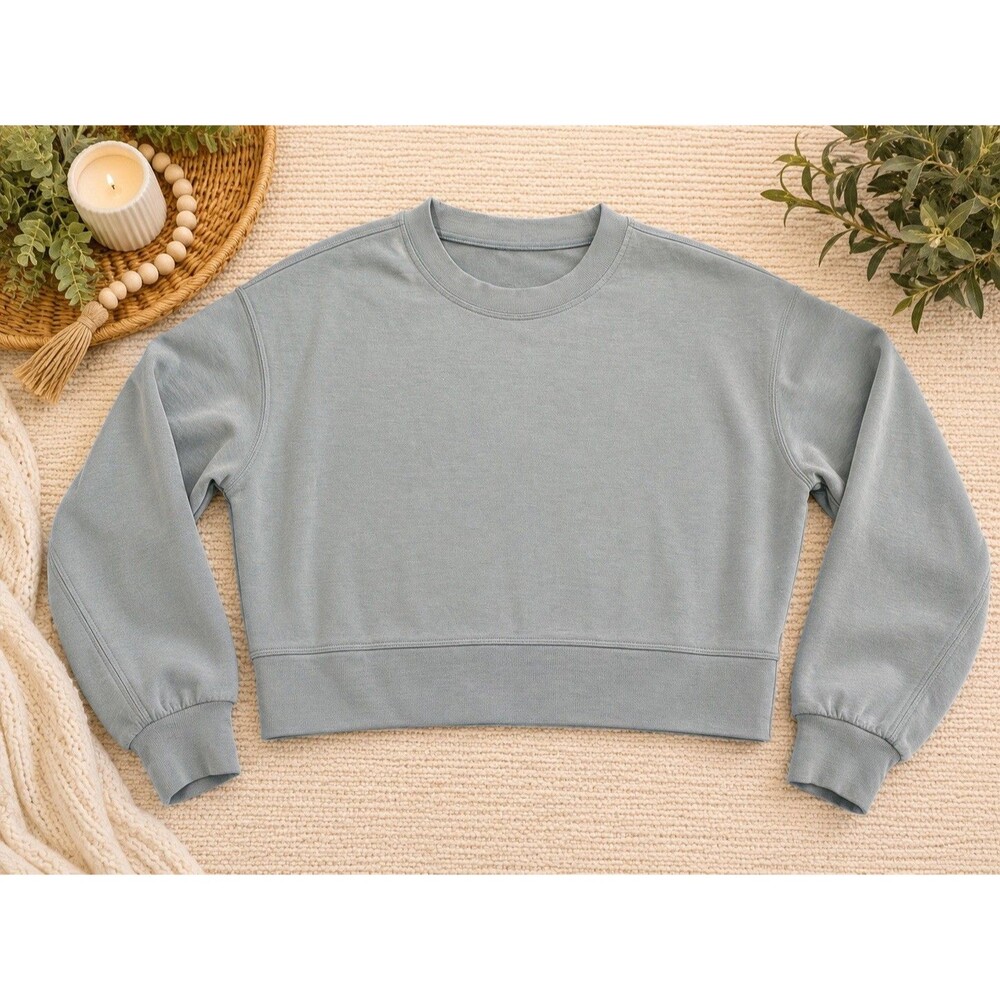 Lululemon Softstreme Perfectly Oversized Cropped Crew Size 2 green grey READ